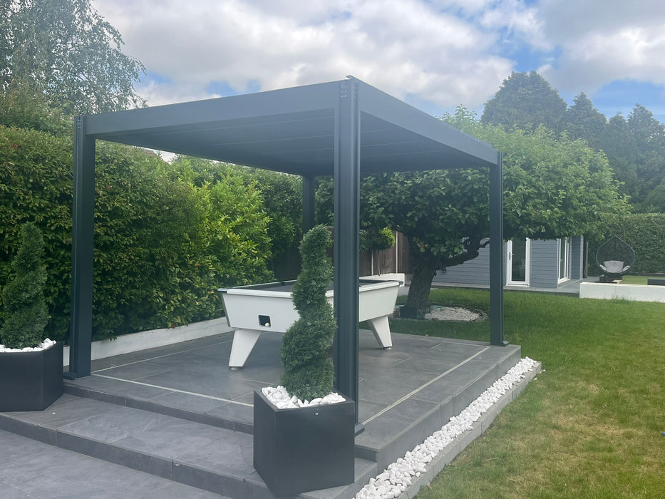 Pergola - PREMIUM QUALITY 4m x 3m Grey Aluminum Pergola Frame with Manual Louvres.